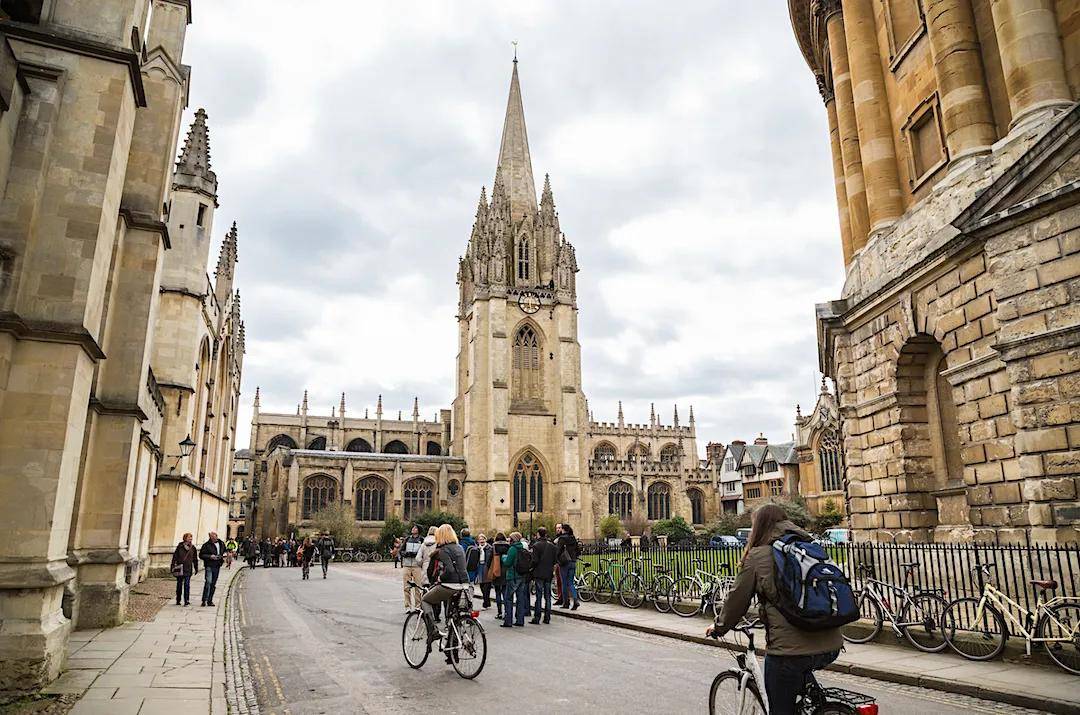 英国著名建筑师，塑造世界，铸就传奇