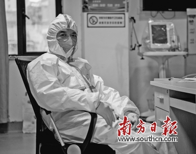 儿科护士专家简介——一位守护生命的白衣战士