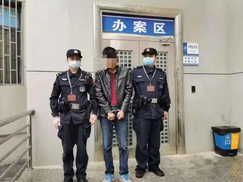 仙桃玻璃门价格解析，多少钱一平方？