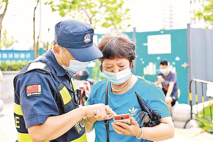 儿童消化专家，守护儿童健康的守护者
