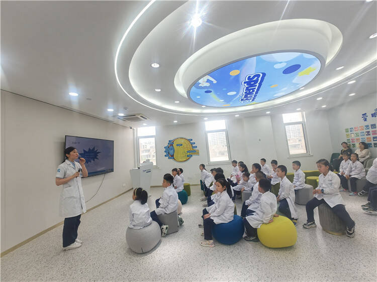 南京儿童眼科专家——守护孩子们明亮的未来