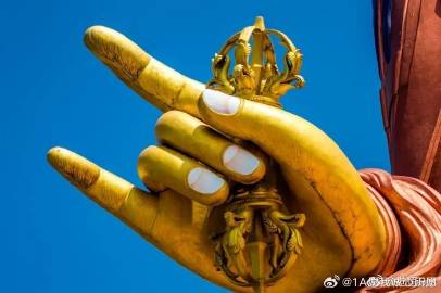 超级黄金手指，神秘能力与无尽财富的象征