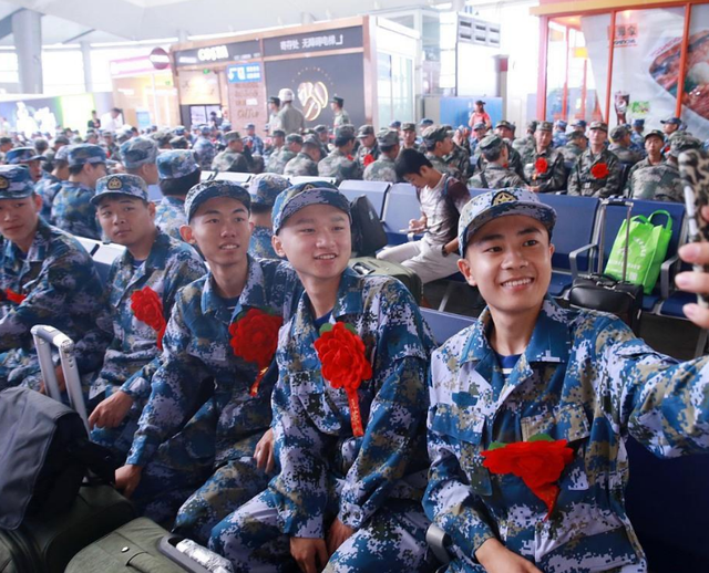 关于我国17岁当兵待遇的探讨