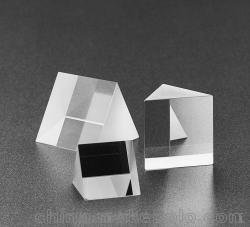 建筑测量中的棱镜，应用与重要性