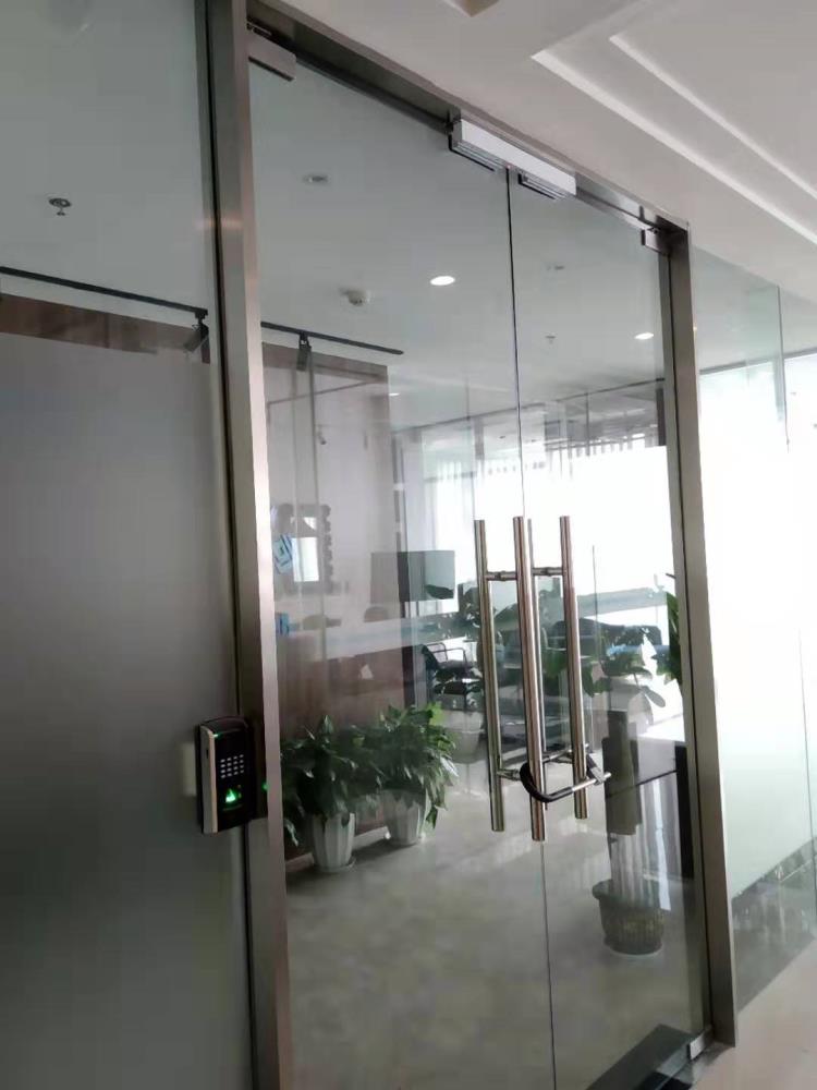 重庆玻璃门指纹锁，智能科技与安全的完美结合