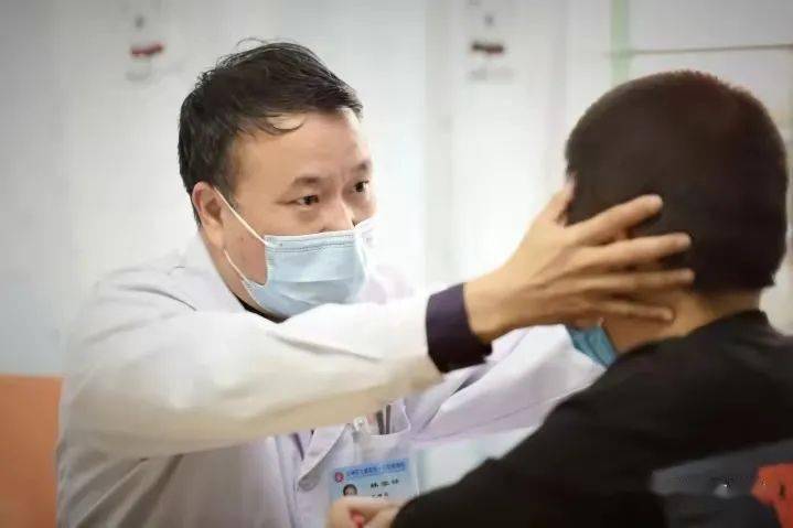 全国儿神经外科专家，守护儿童健康的无声战士