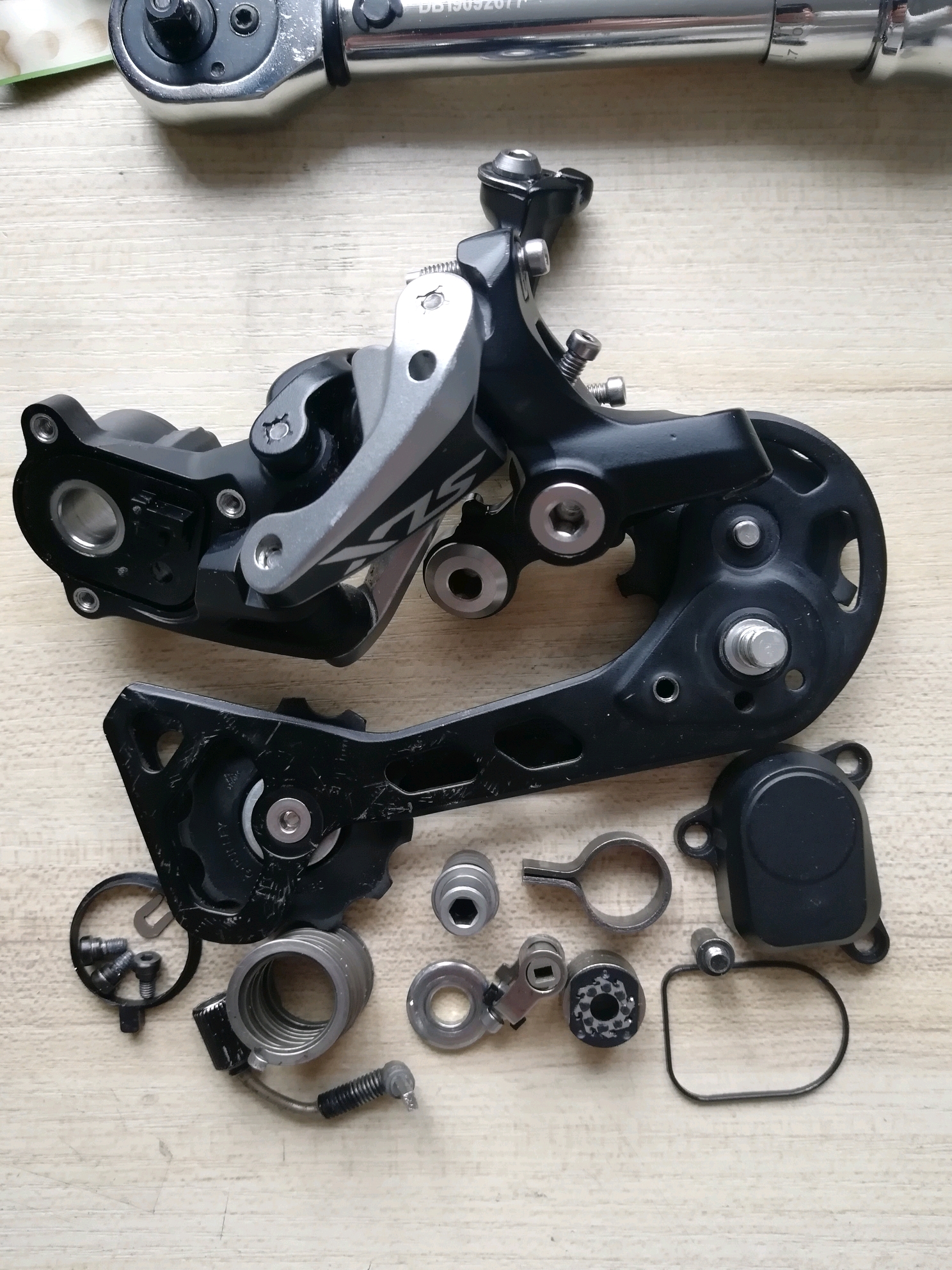 M7000指拨视窗拆解详解