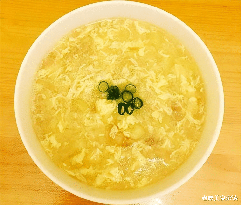 疙瘩汤鸡蛋花的制作艺术，传统美食的温馨呈现