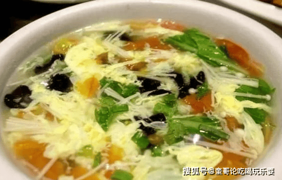 蛋花鸡汤，一道温暖人心的家常美食