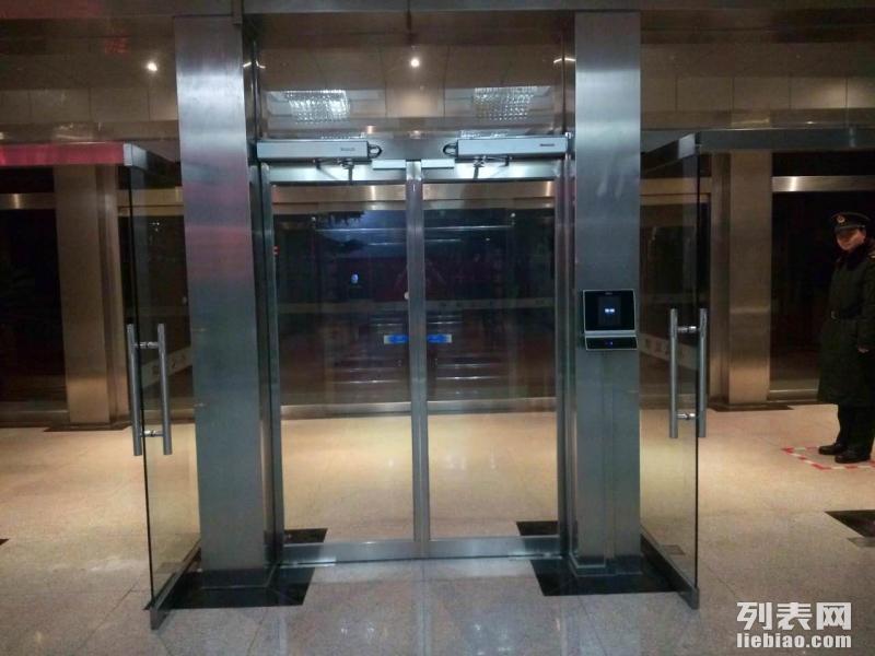 感应自动门维修价格详解