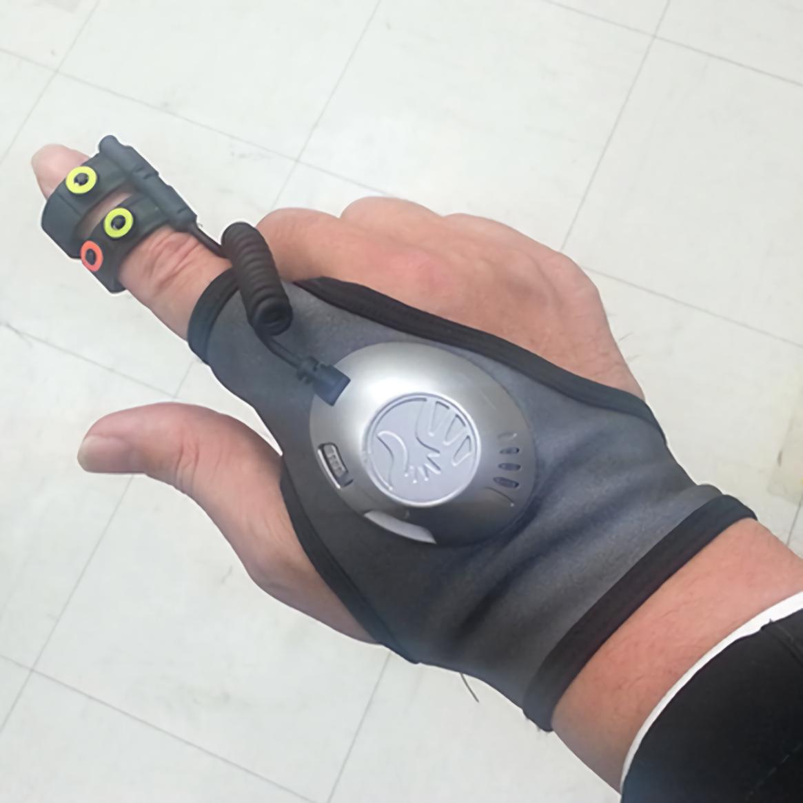 暴风魔镜2遥控器与鼠标的完美融合