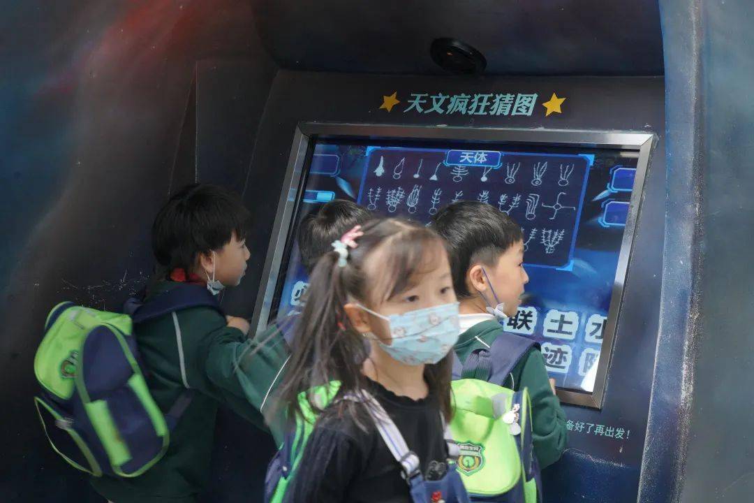 探索神秘的07伞兵包，功能与特点解析