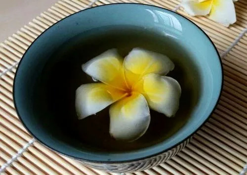 开水冲鸡蛋花的功效与作用，营养滋补与日常养生的理想选择