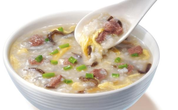 牛肉蛋花粥，一道美味佳肴的图片故事